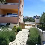 Apartment Melita *