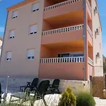 Apartment Melita Trogir