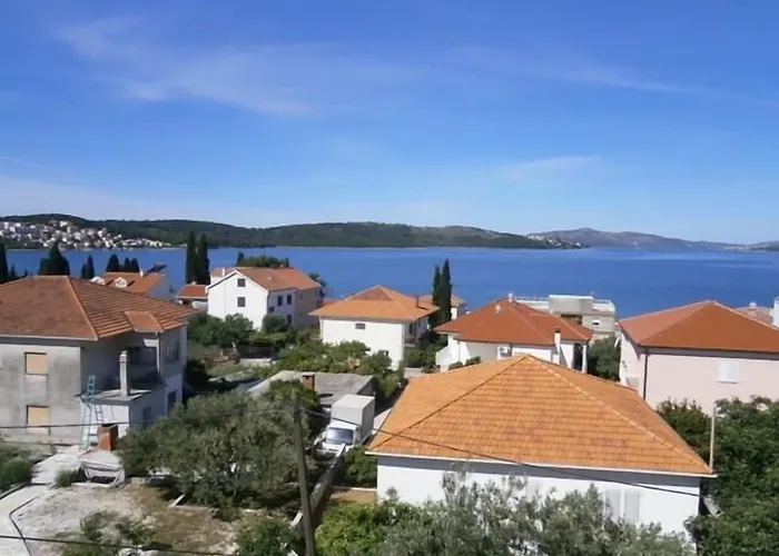 Melita * 特罗吉尔