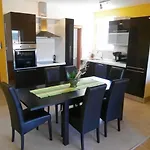 Melita Τρογκίρ